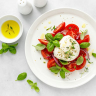 Produit Salade de tomates burrata pesto