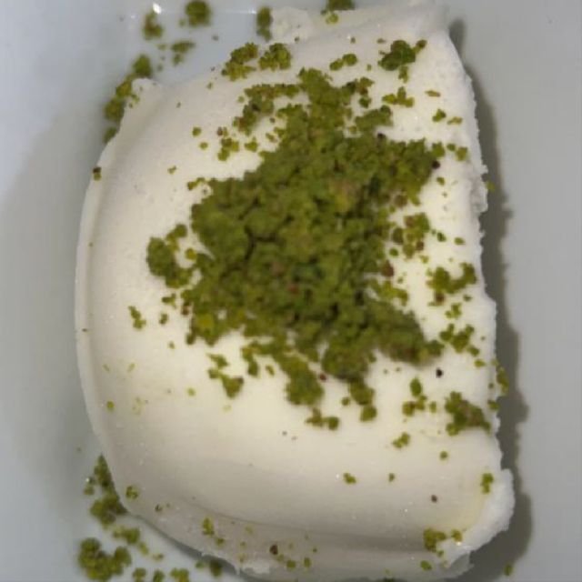 Glace turc avec de la pistache